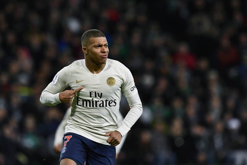 国安达：正布局研发一款可在火场中替代消防员去针对性灭火和搜救的机器人